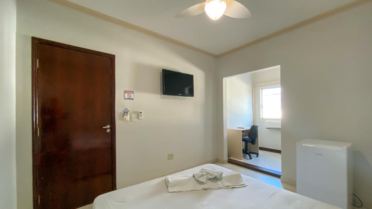 Center Plaza Hotel Cristalina Εξωτερικό φωτογραφία