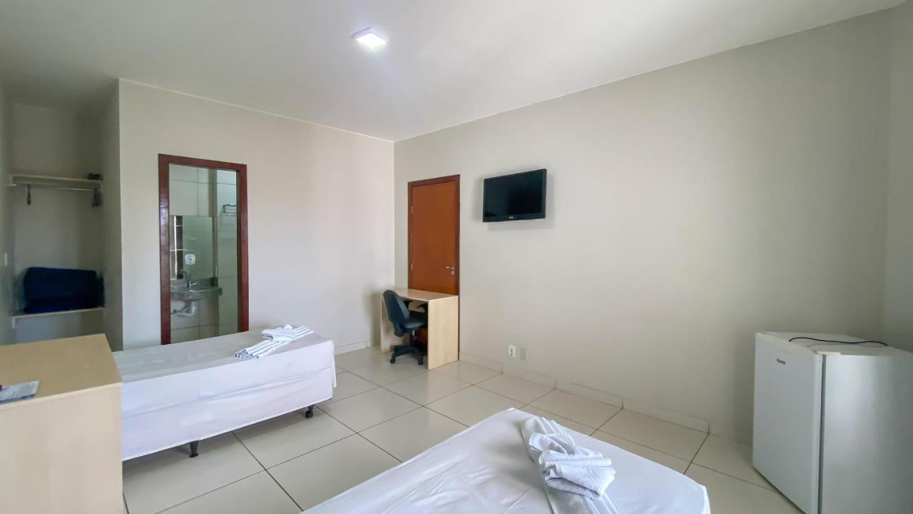 Center Plaza Hotel Cristalina Εξωτερικό φωτογραφία
