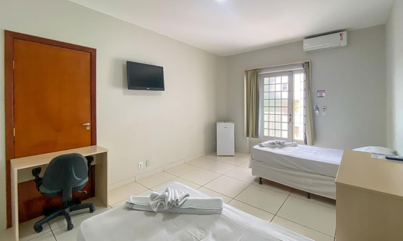 Center Plaza Hotel Cristalina Εξωτερικό φωτογραφία